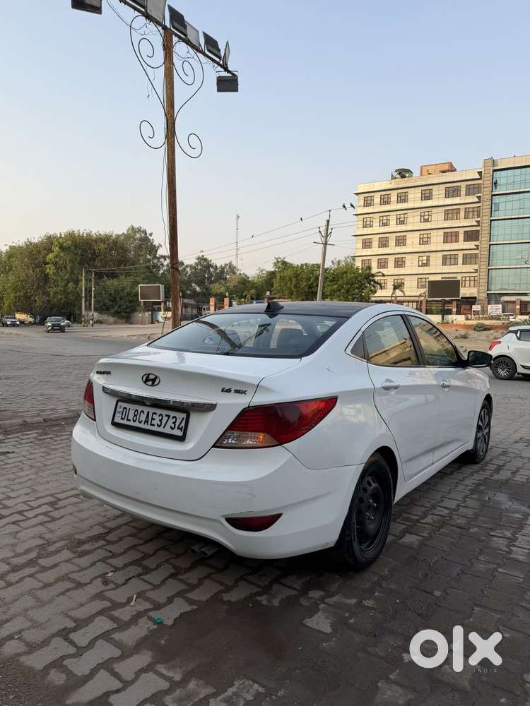 Hyundai Verna Crdi 1.6 Sx, 2014, Cng & Hybrids