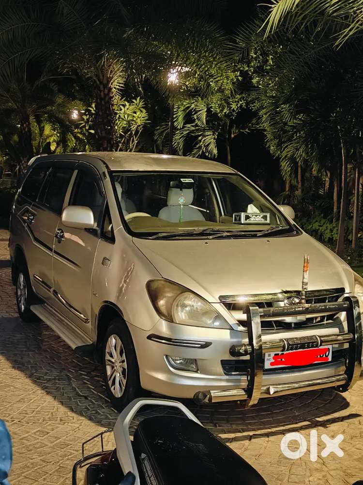 Toyota Innova 2005 Diesel Well Maintained