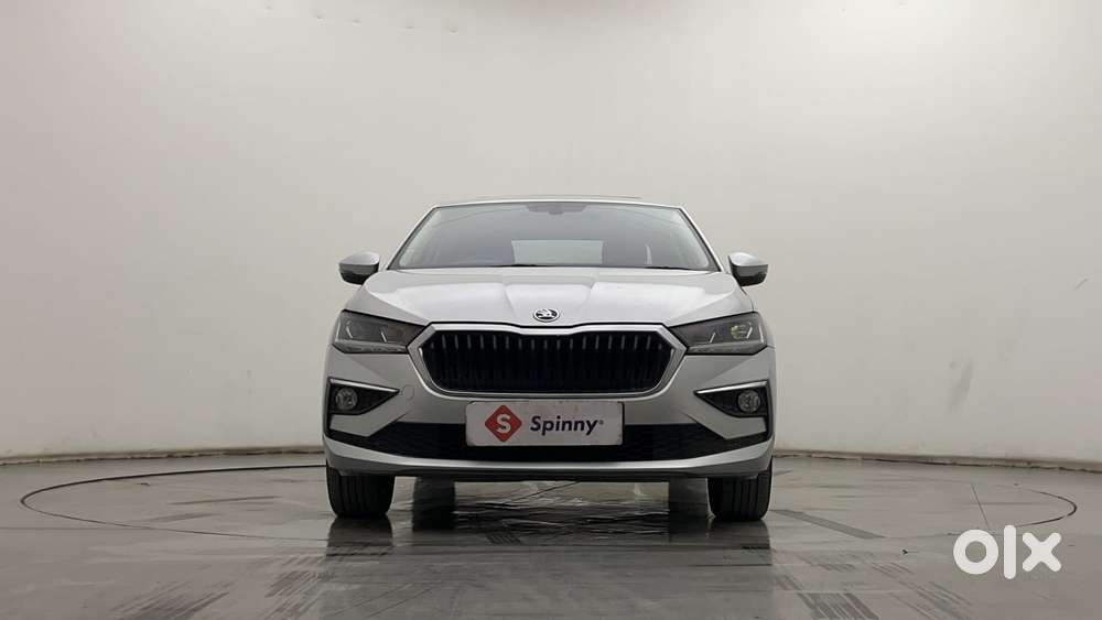 Skoda Slavia Style 1.0l Tsi At, 2022, Petrol