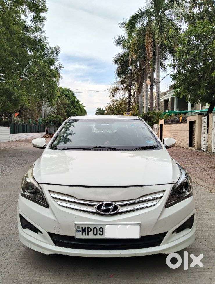 Hyundai Verna 2016-2017 1.6 Crdi S, 2016, Petrol