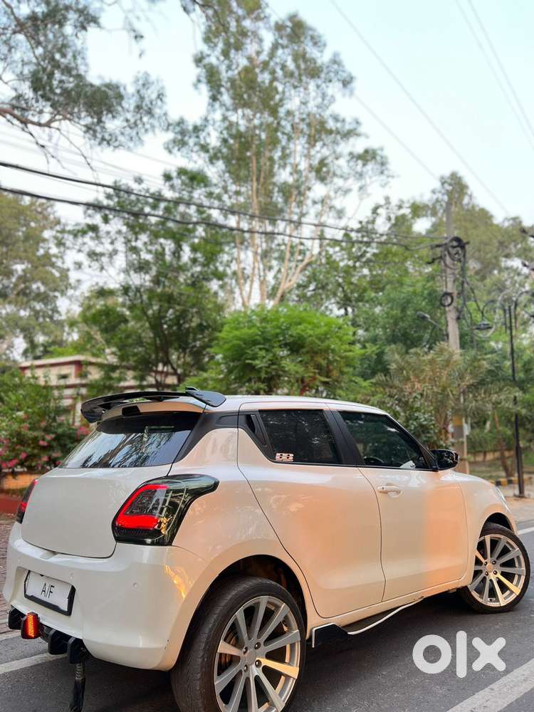 Maruti Suzuki Swift Vxi Ags, 2019, Petrol