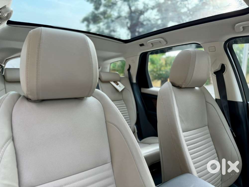 Land Rover Discovery Sport 2020