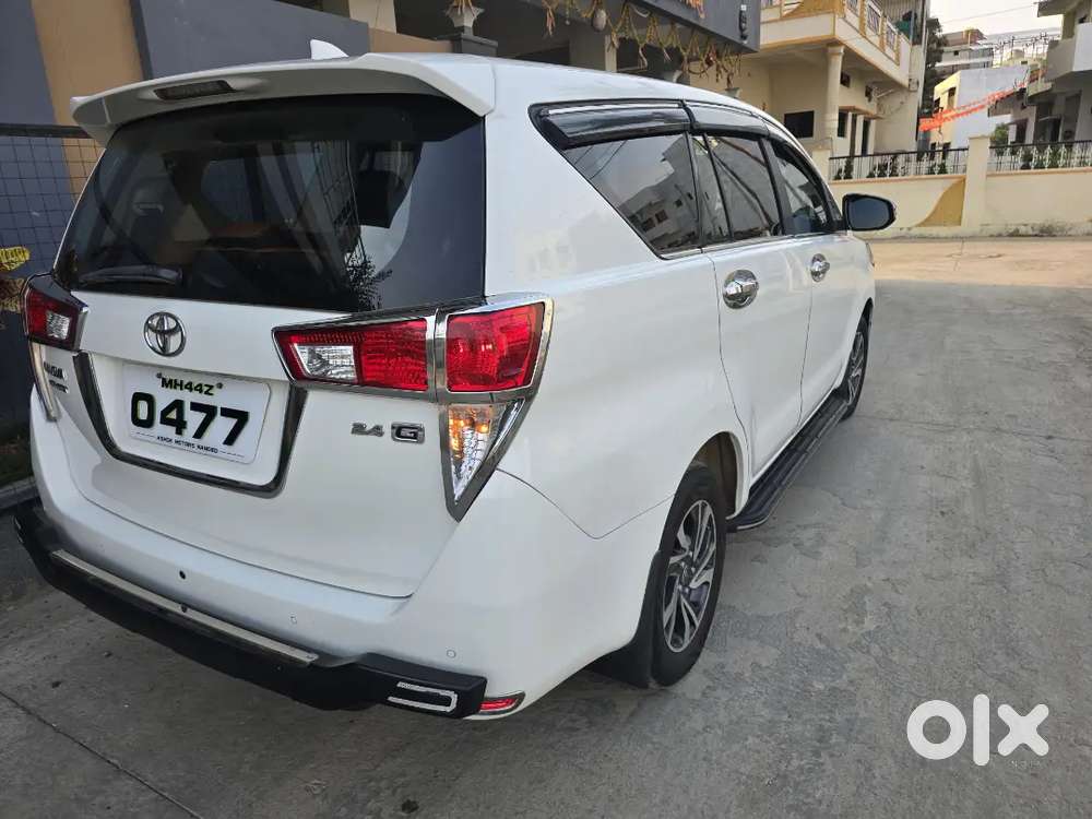 Toyota Innova 2021