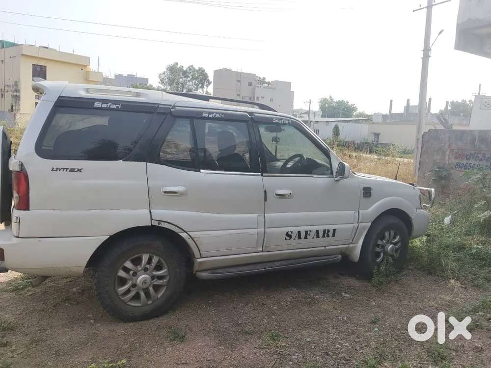Tata Safari 2006