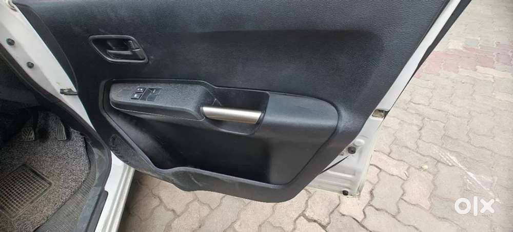 Maruti Suzuki Ignis 1.2 Sigma Mt, 2017, Petrol