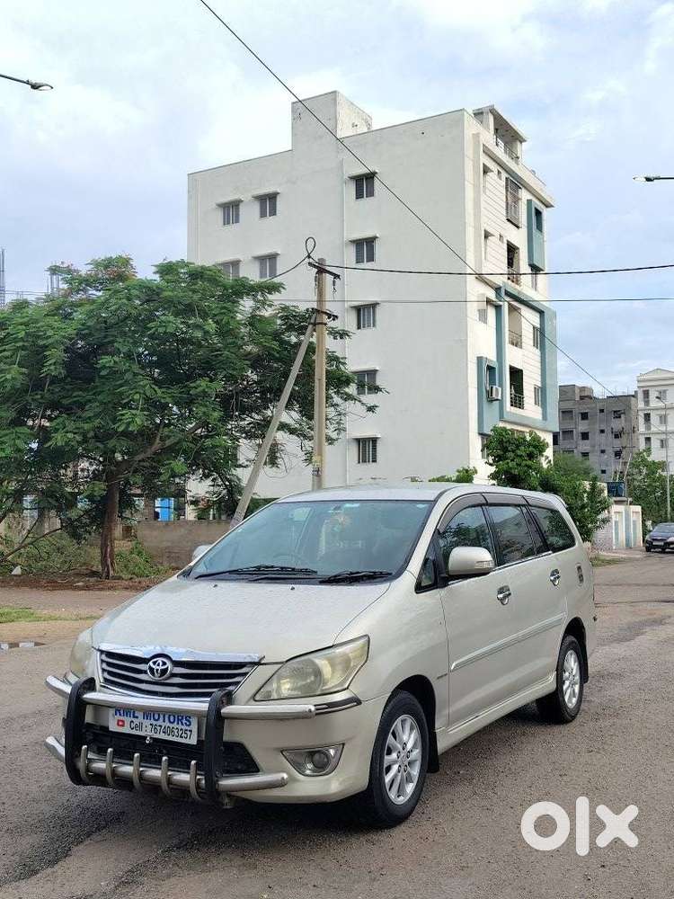 Toyota Innova 2.5 V 7 Str, 2012, Diesel