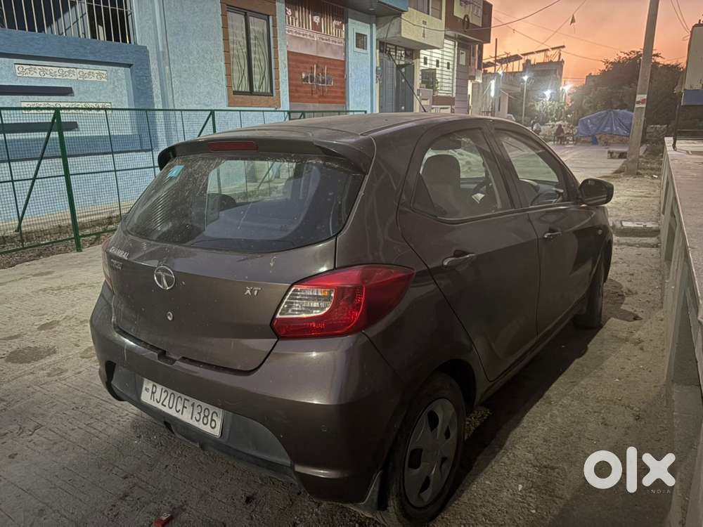 Tata Tiago 1.2 Revotron Xt- November 2017 Cng