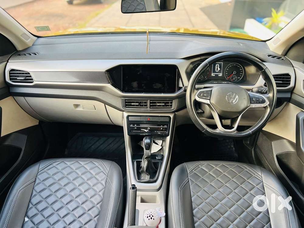 Volkswagen Taigun 1.0 Tsi Highline At, 2022, Petrol