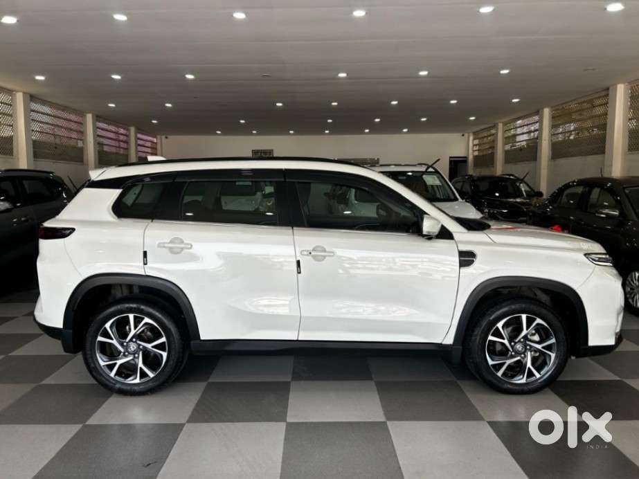 Toyota Urban Cruiser Hyryder 1.5 V Neo Drive At, 2023, Petrol