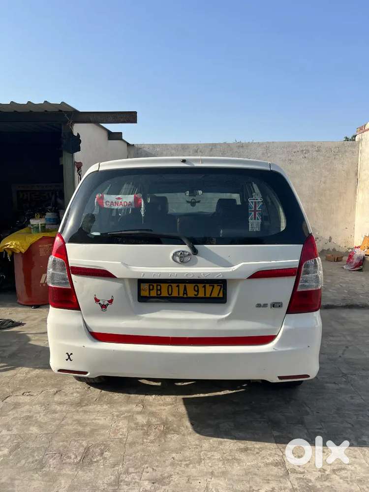 Toyota Innova 2014