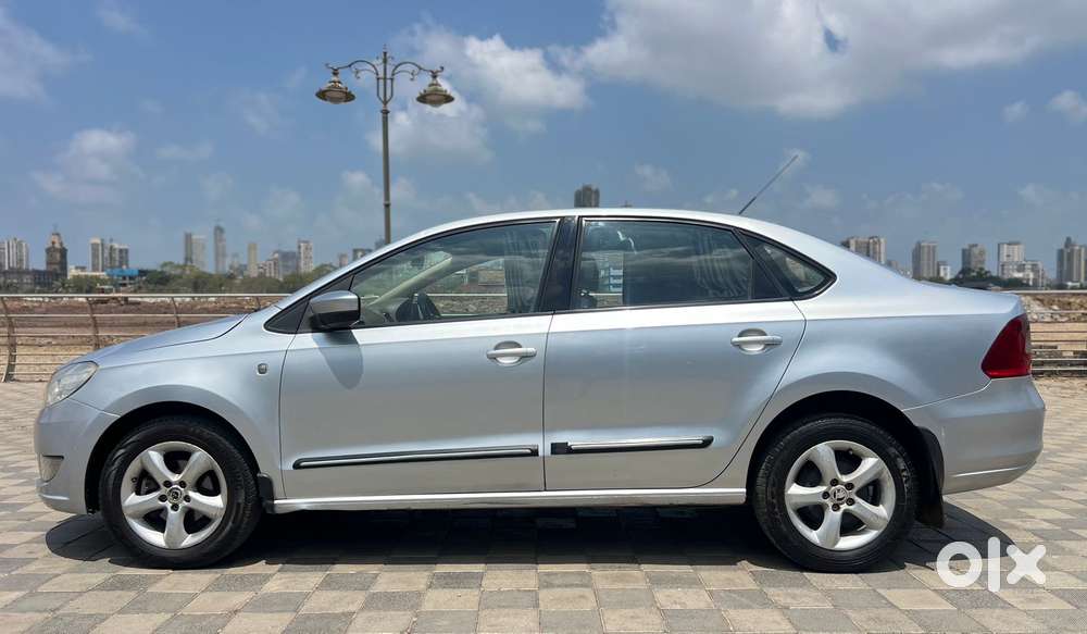 Skoda Rapid Elegance 1.6 Tdi Cr Manual, 2012, Diesel