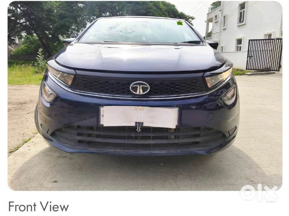 Tata Altroz Xz+s Petrol - 2023 (23k Km / Sunroof / 7 Lakhs Fixed Price
