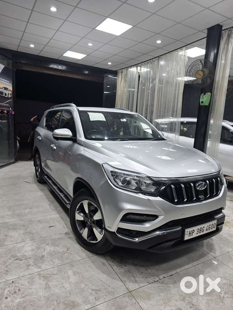 Mahindra Alturas G4 2018 - 4x4