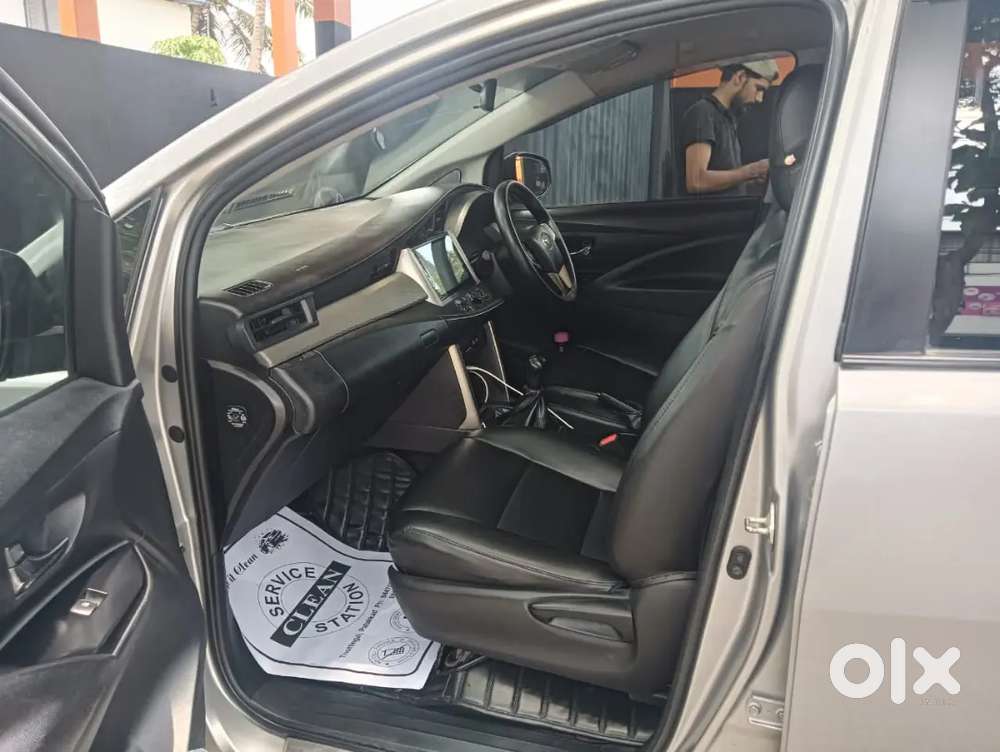 Toyota Innova Crysta 2017