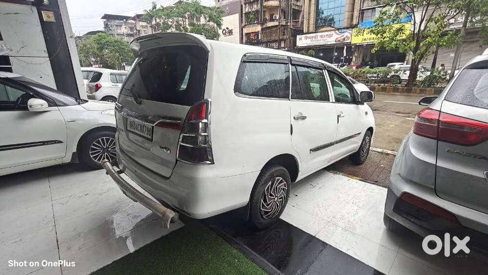 Toyota Innova 2.5 E Diesel Ps 8-seater, 2006, Diesel