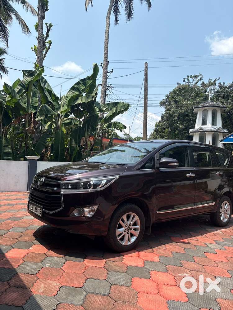 2017 Toyota Innova Crysta