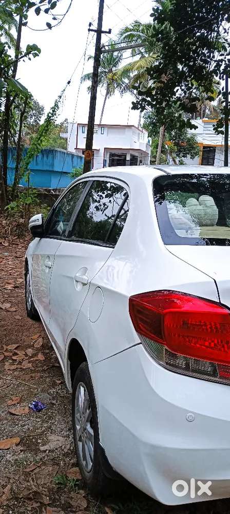 Honda Amaze 2013 Diesel 194000 Km Driven   Good Condition
