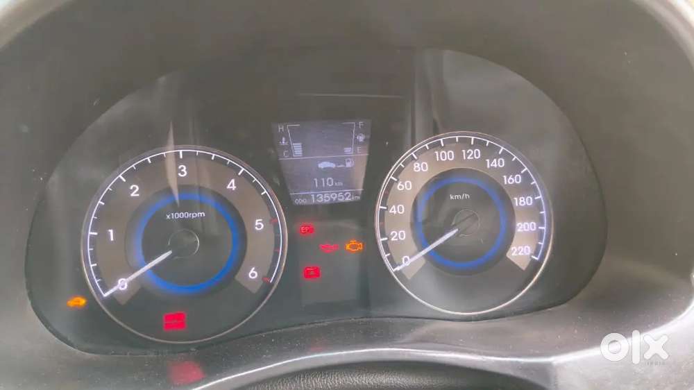 Hyundai Verna Diesel Manual 13595 Km 2015
