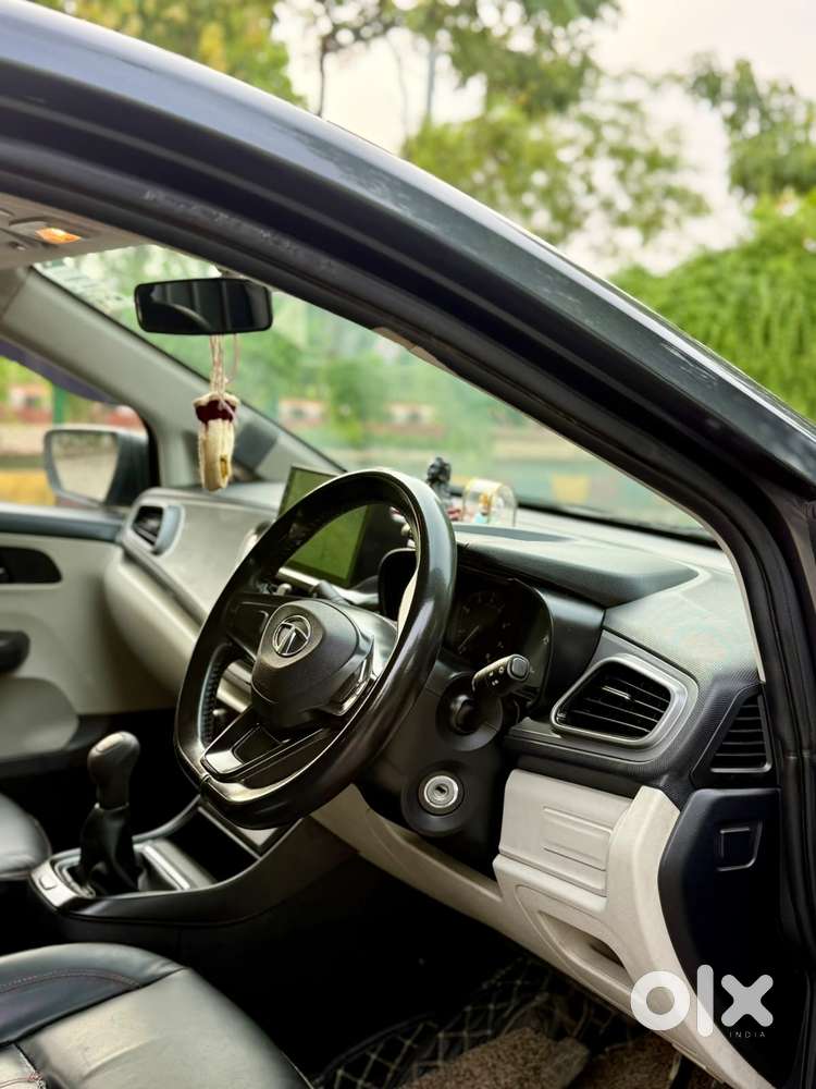 Tata Altroz 1.2 Xe, 2021, Petrol