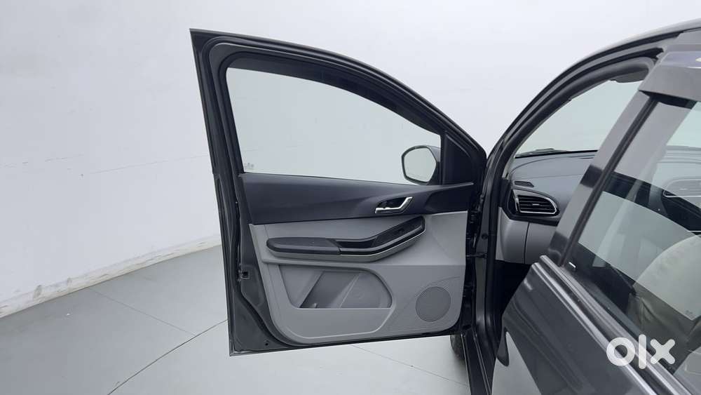 Tata Tiago Xza Plus, 2021, Petrol