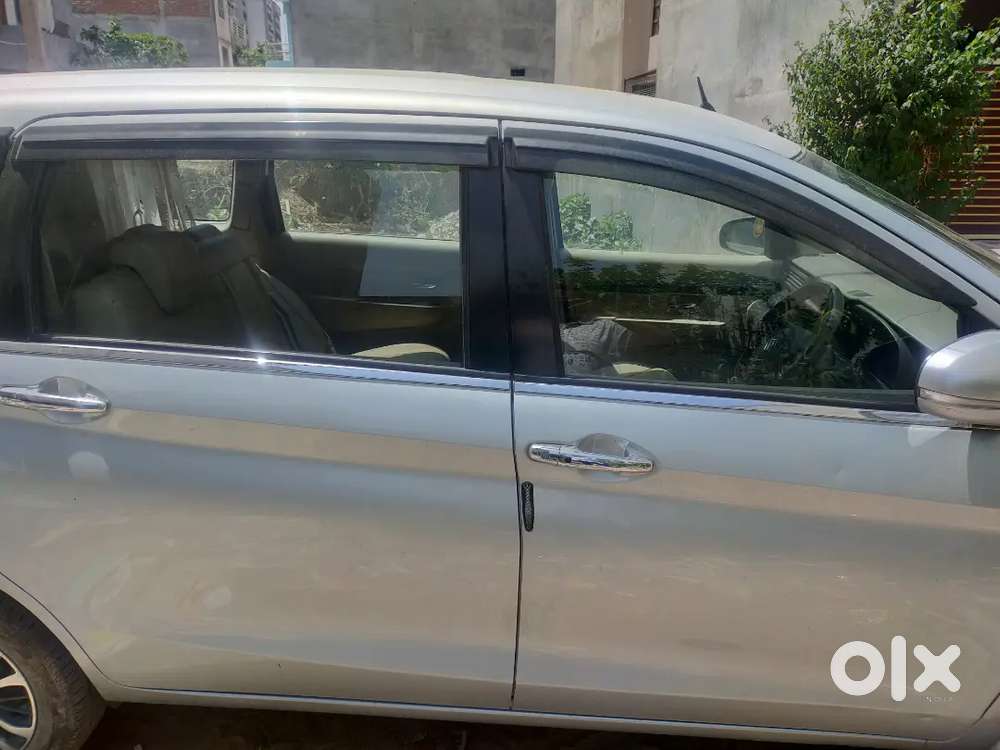 Maruti Suzuki Ertiga 2023 Petrol 33000 Km