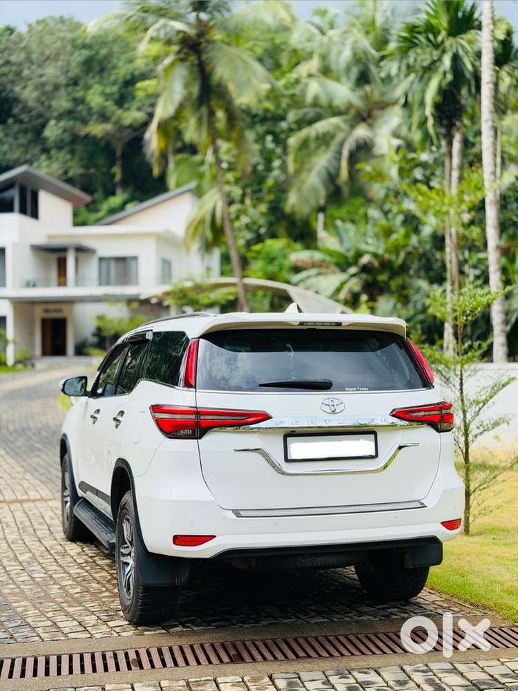 Toyota Fortuner 2022 Diesel Well Maintained