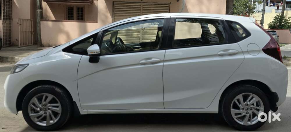 Honda Jazz V Automatic, 2017, Petrol
