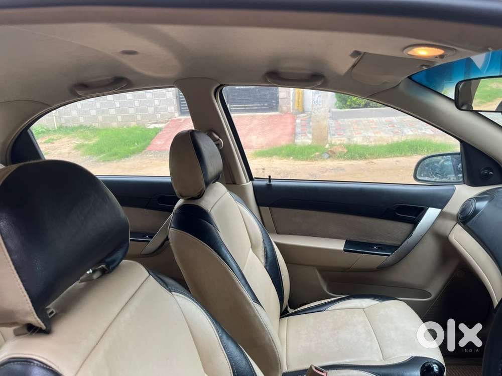 Smooth & Comfortable Family Car !