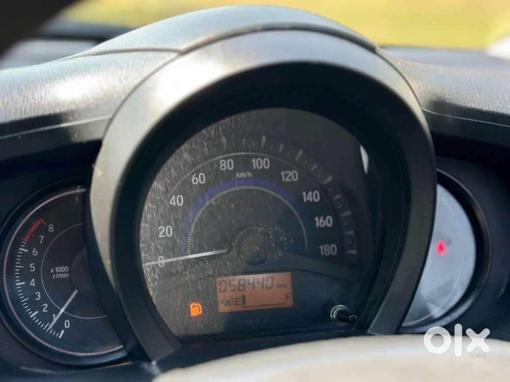 Honda Brio 2013-2016 Vx At, 2015, Petrol