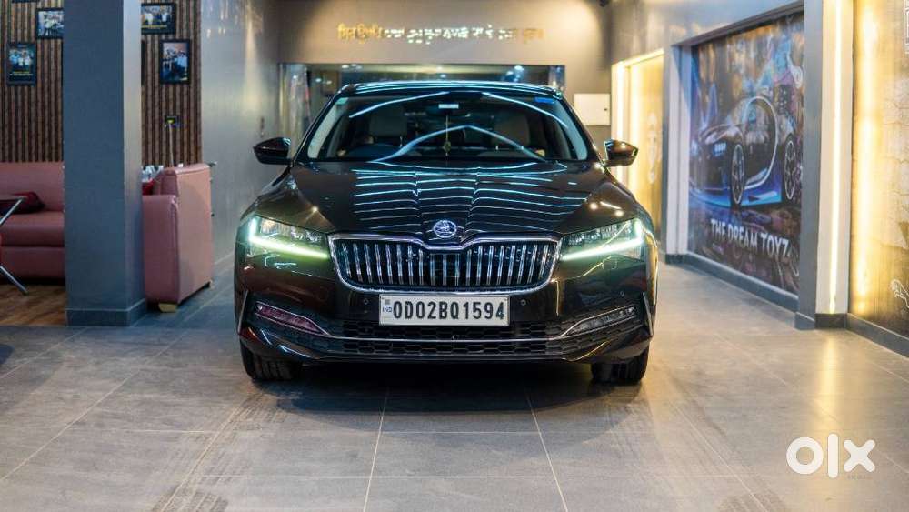 Skoda Superb 2.0 L&k Tsi At, 2021, Petrol