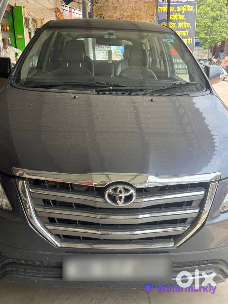 Toyota Innova Top Model - Fully Maintained