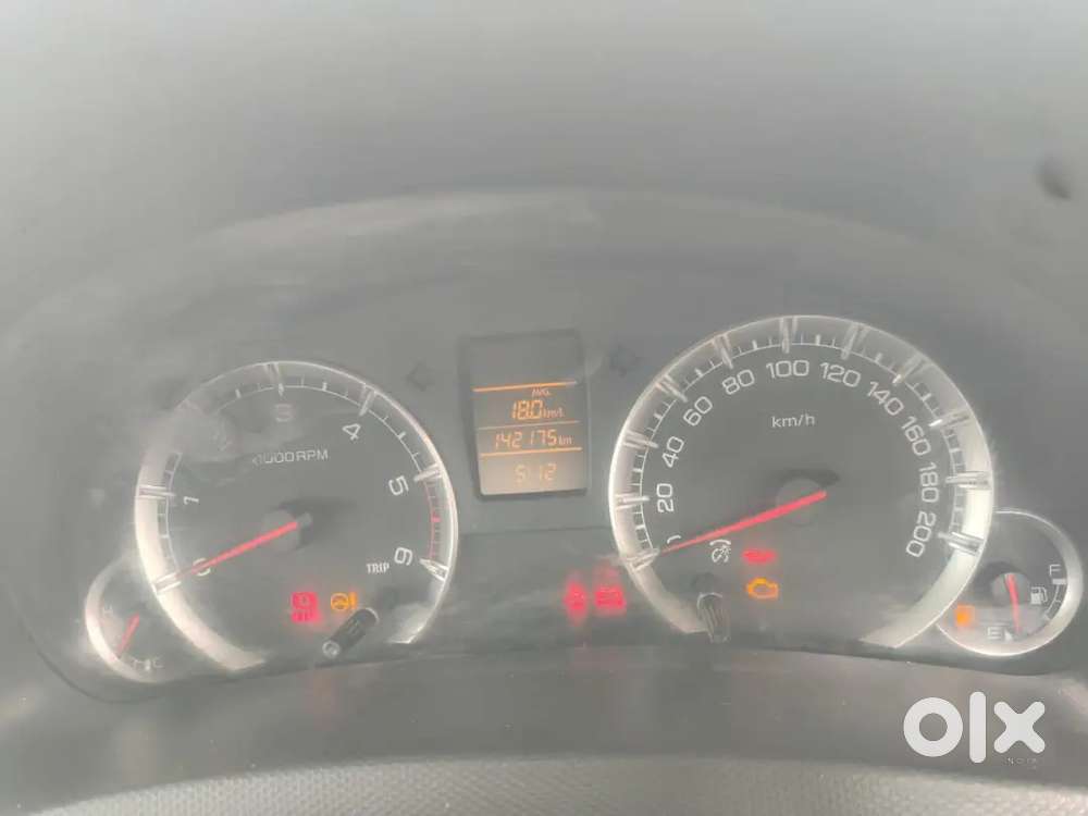 Maruti Suzuki Swift Dzire 2015