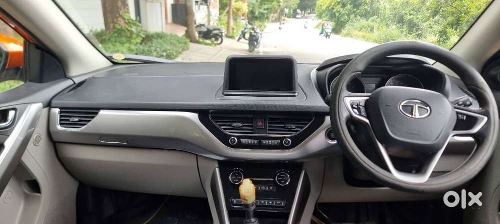 Tata Nexon 1.2 Revotron Xz Plus, 2018, Petrol