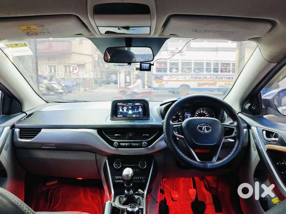 Tata Nexon 1.2 Revotron Xz Plus Premium, 2018, Petrol