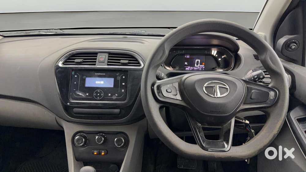 Tata Tiago 1.2 Revotron Xta, 2022, Petrol