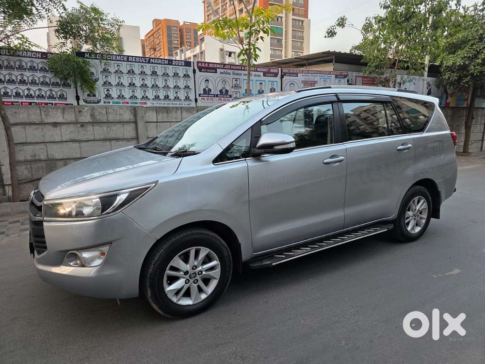 Toyota Innova Crysta 2.4 G Mt, 2016, Diesel
