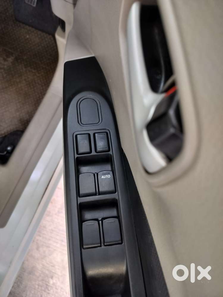 Maruti Suzuki Celerio 1.0 Vxi Amt, 2014, Petrol