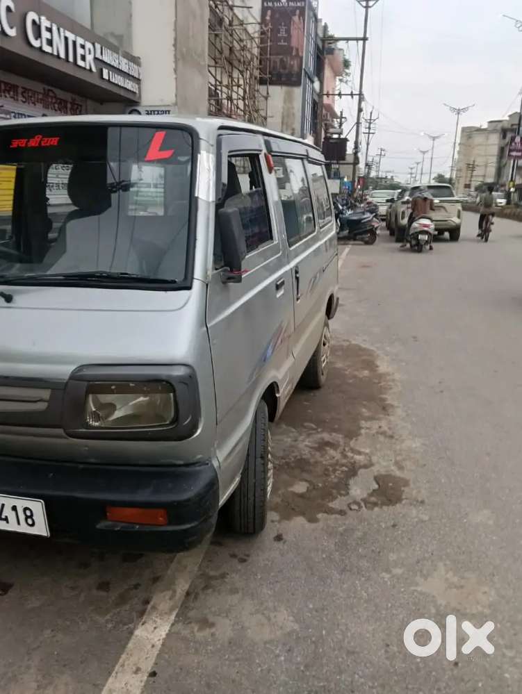 Maruti Suzuki Omni 2011