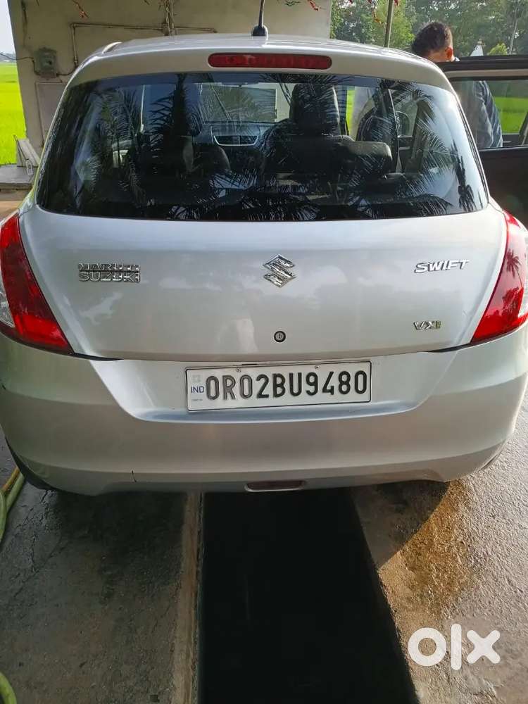 Maruti Suzuki Swift 1.2 2012