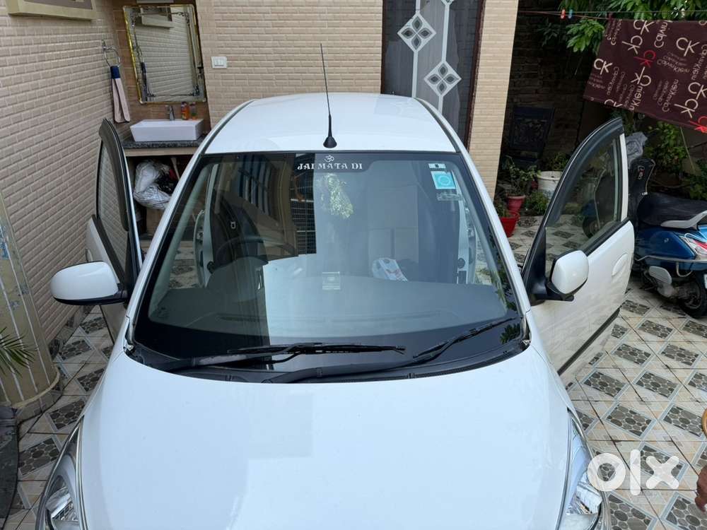 Hyundai I10 Petrol Manual 2013