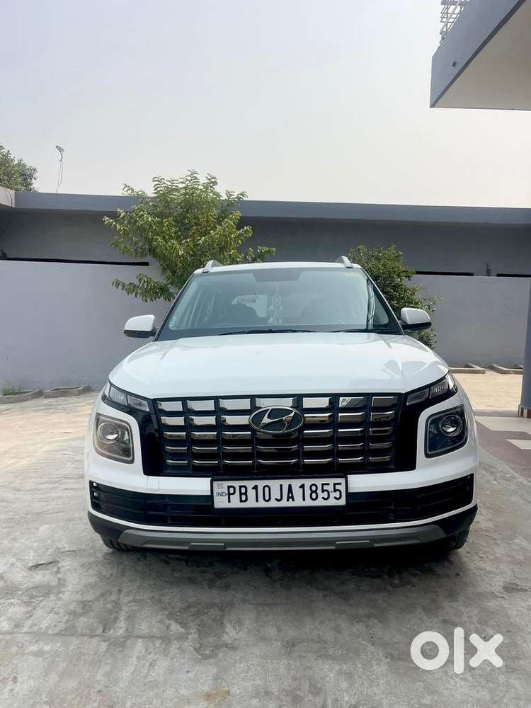 Hyundai Venue 2023 Diesel Good Condition