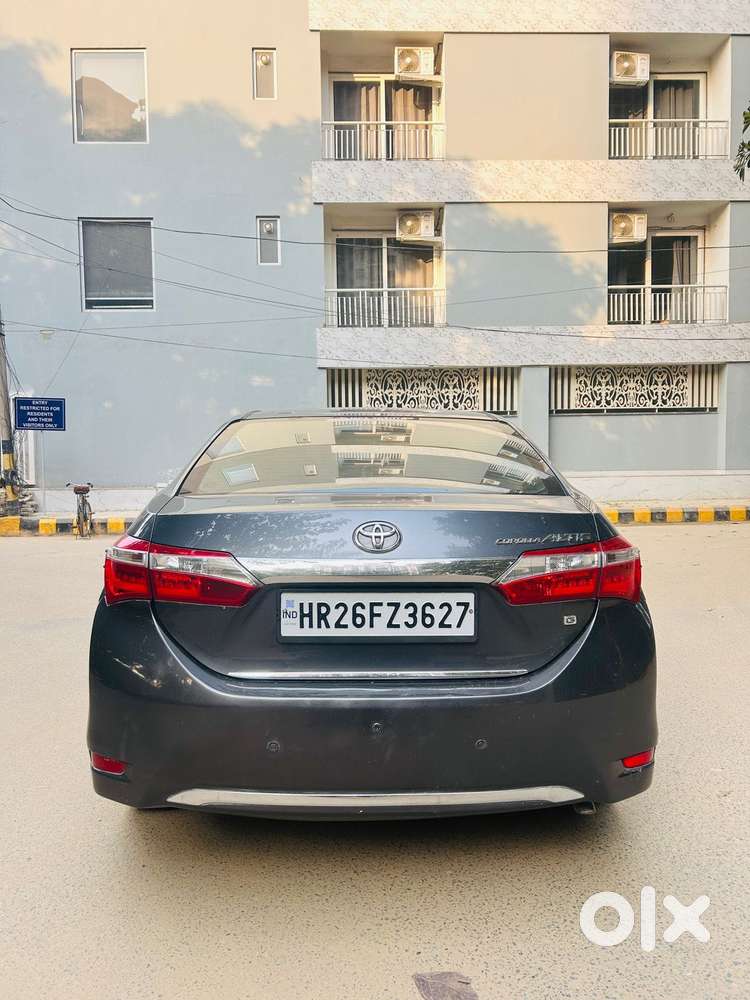 Toyota Corolla Altis 2013-2017 G At, 2015, Petrol
