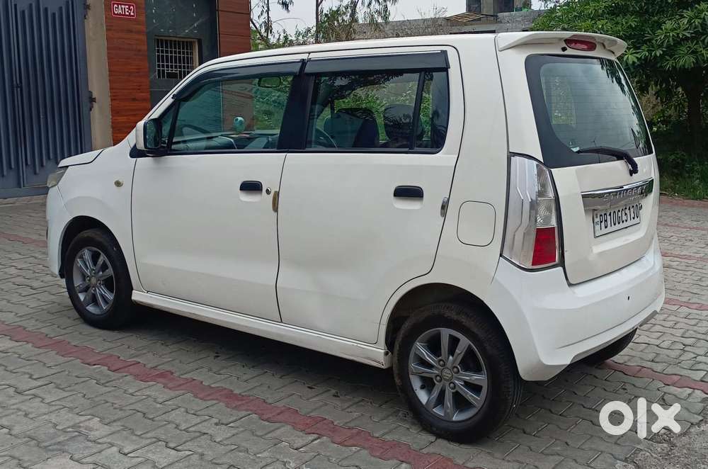 Maruti Suzuki Wagon R Vxi Optional, 2017, Petrol