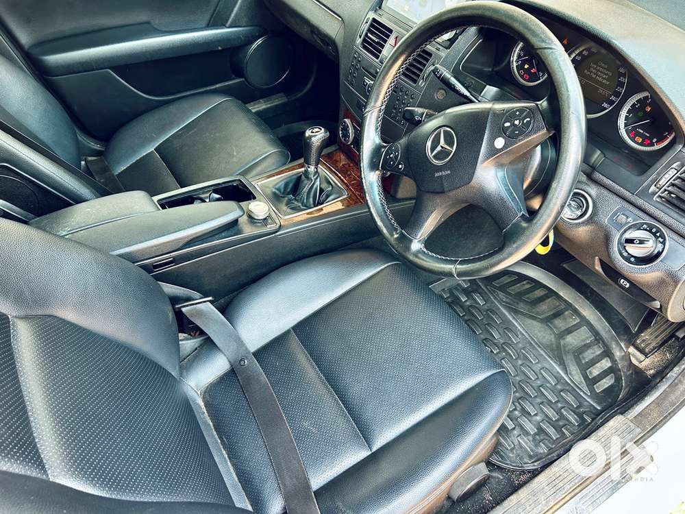 Urgent Sale: Mercedes-benz C200 Kompressor (2010)