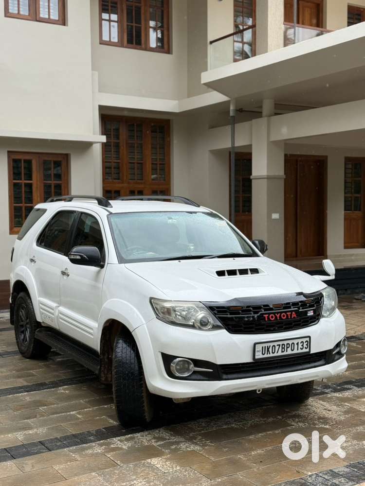 Toyota Fortuner Diesel 2012