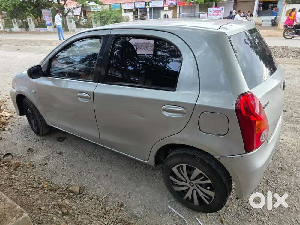 Toyota Etios Liva 2012