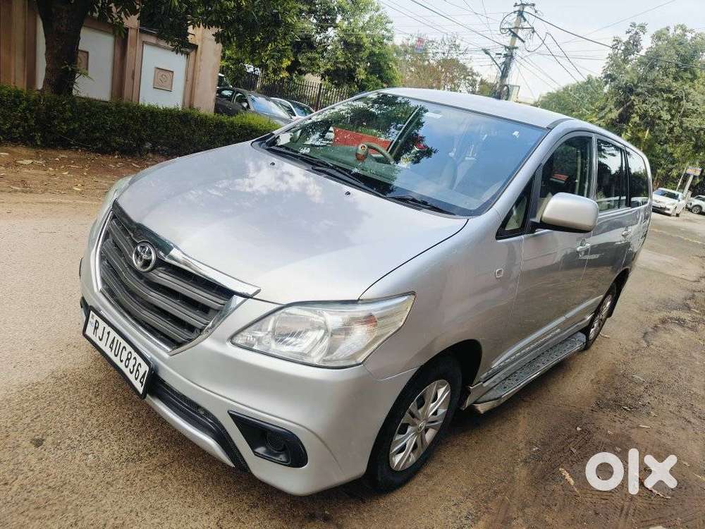 Toyota Innova 2.5 G (diesel) 8 Seater, 2013, Diesel