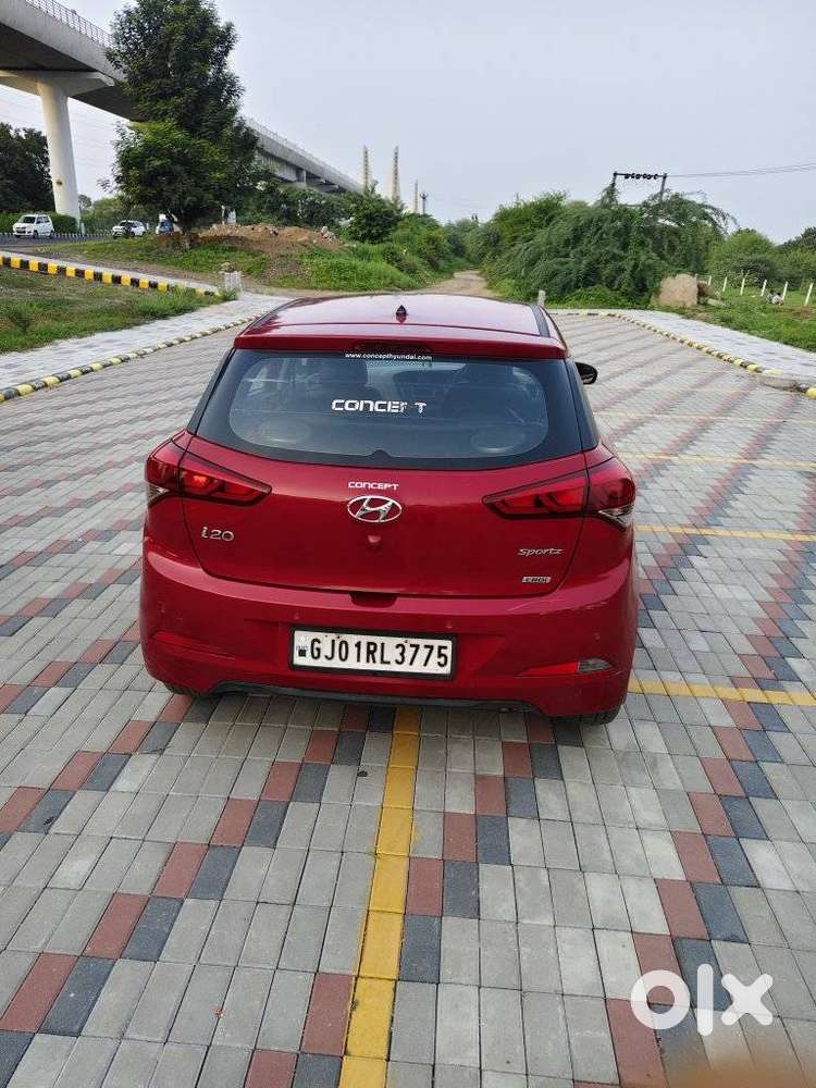 Hyundai Elite I20 Sportz (o) 1.4, 2015, Diesel
