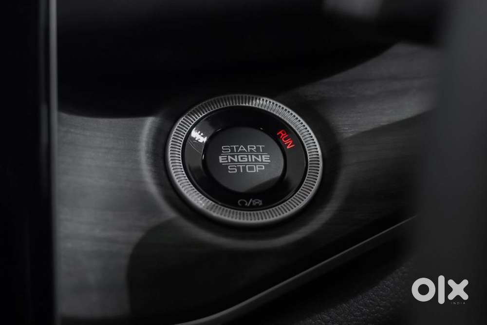 Jeep Grand Cherokee Limited (o) 4x4 At, 2022, Petrol