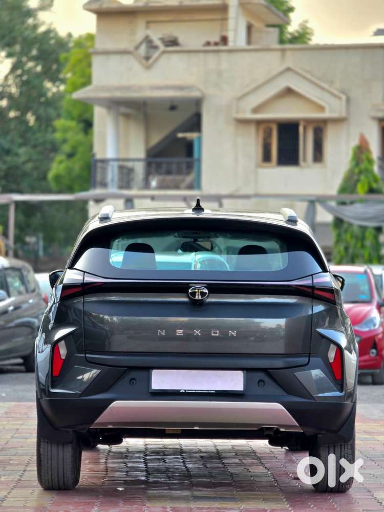 Tata Nexon Creative 1.5 Revotorq Diesel 6amt, 2025, Diesel